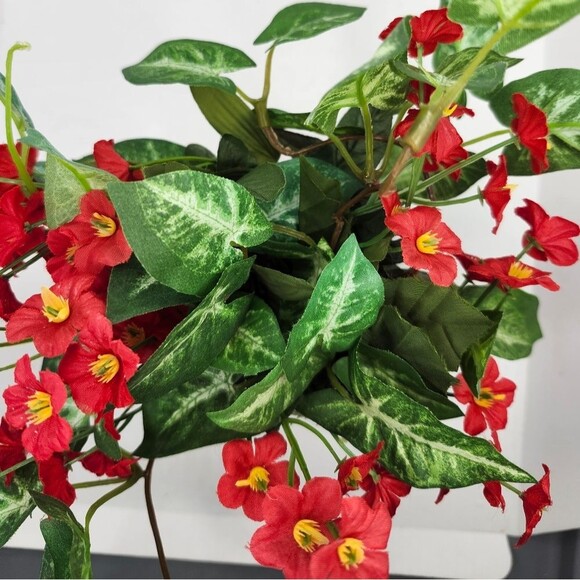 Hand Crafted Floral Table Centerpiece Spring Red Flower Tea Tin - Picture 2 of 9